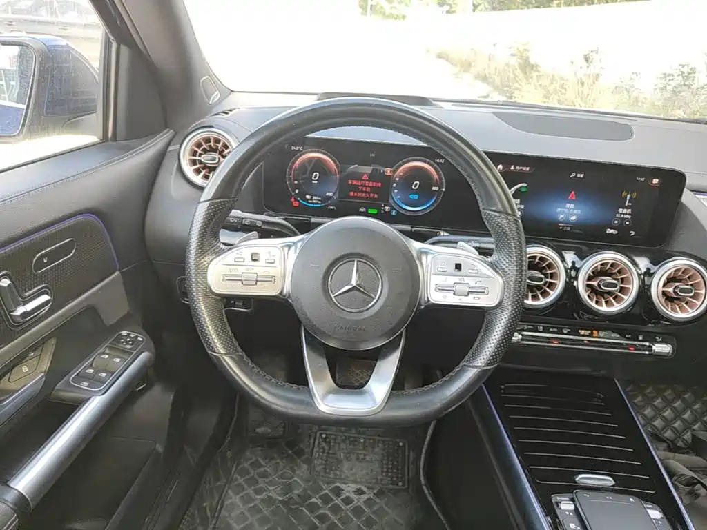 Mercedes-Benz EQA — миниатюра 11