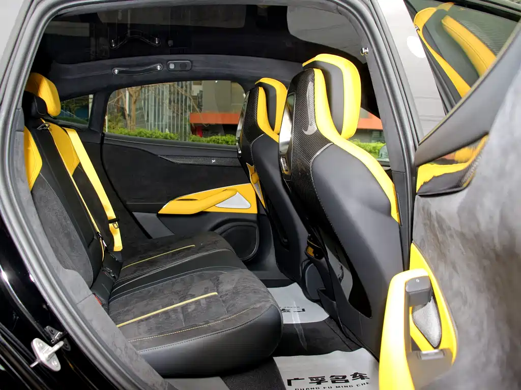 XIAOMI CAR XIAOMI SU7 ULTRA