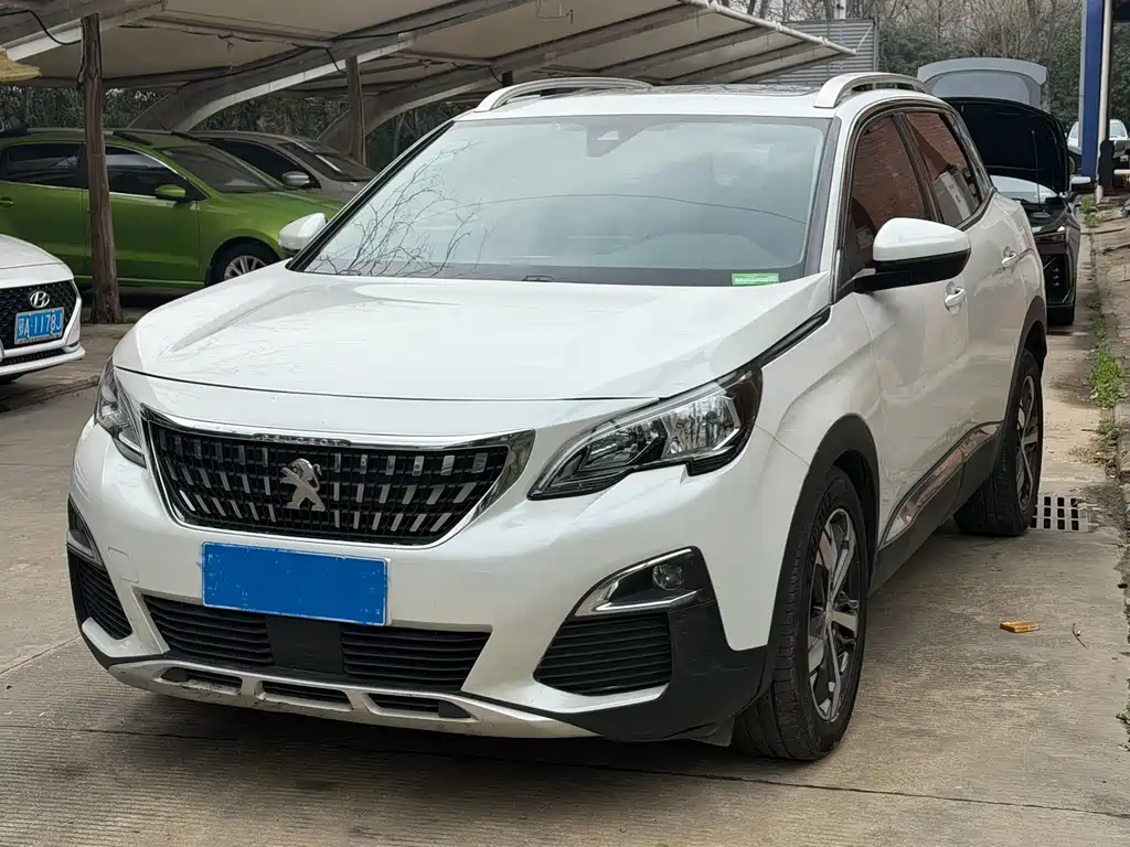PEUGEOT 4008