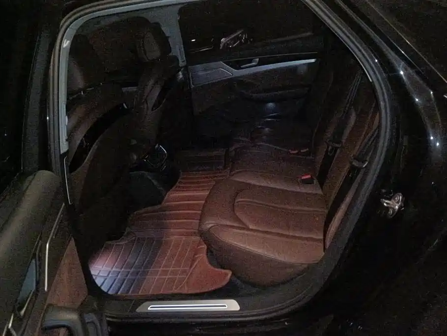 Audi A8 — фотографии объявления, Фото 11