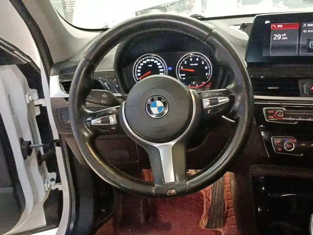 BMW X1 — миниатюра 11