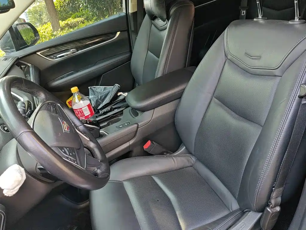 Cadillac XT5 — миниатюра 8