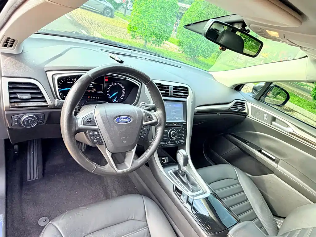 Ford Mondeo — миниатюра 13