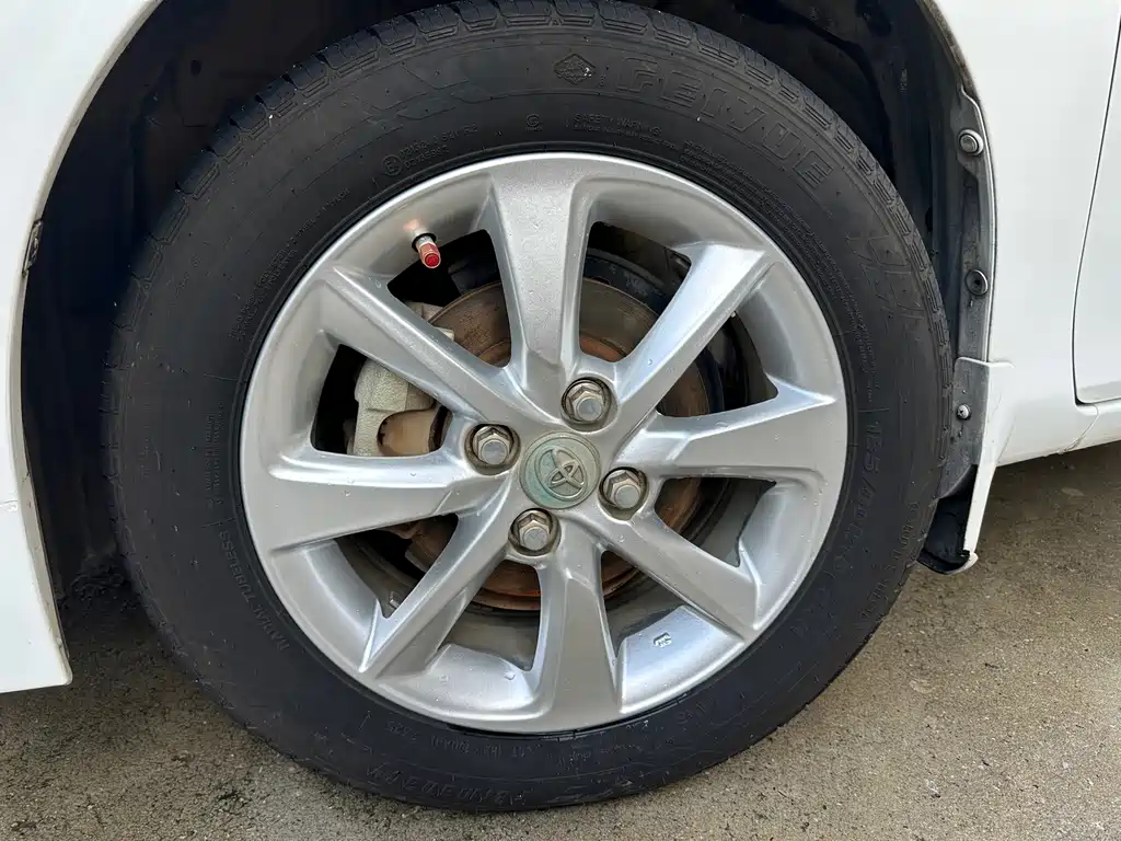 Toyota Yaris L — миниатюра 10
