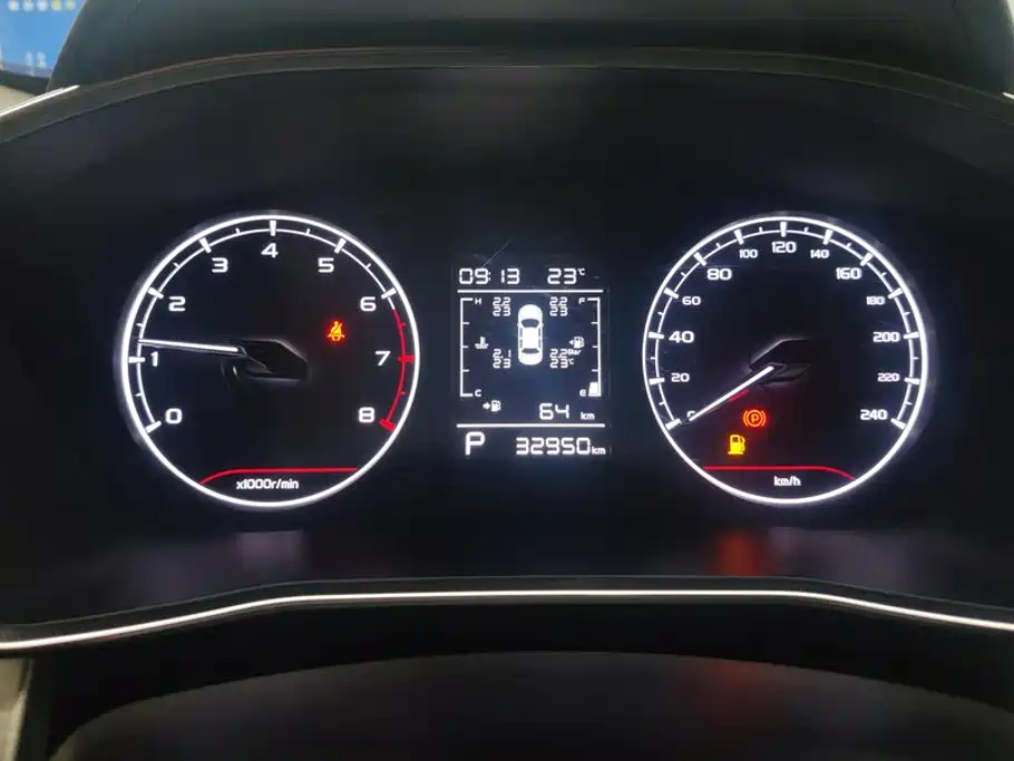 Geely Binyue — миниатюра 14