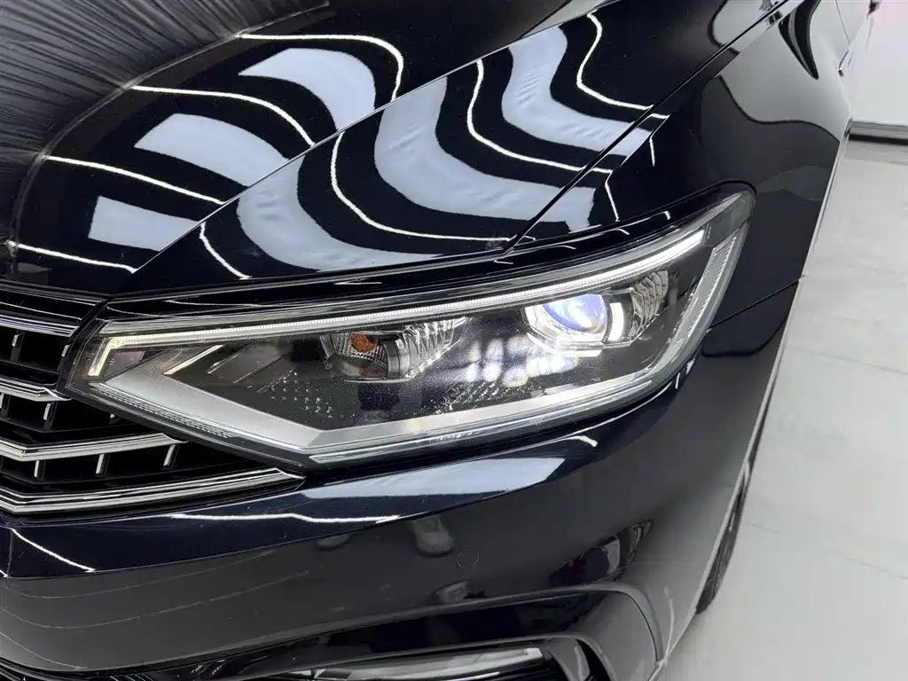 Volkswagen Magotan 2023 200 330TSI DSG Luxury