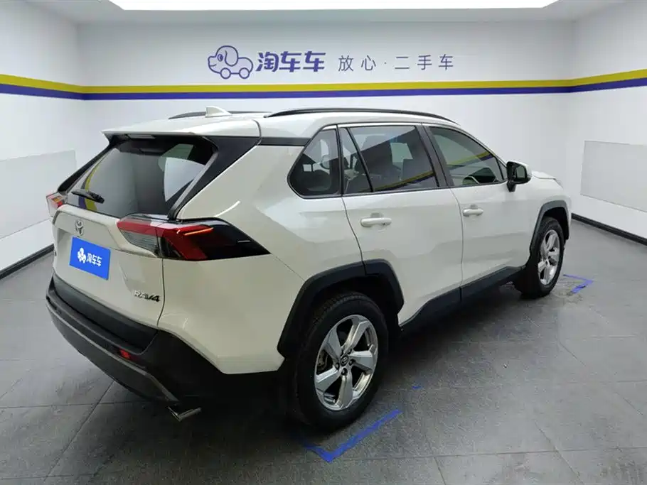 TOYOTA RAV4 RONGFANG