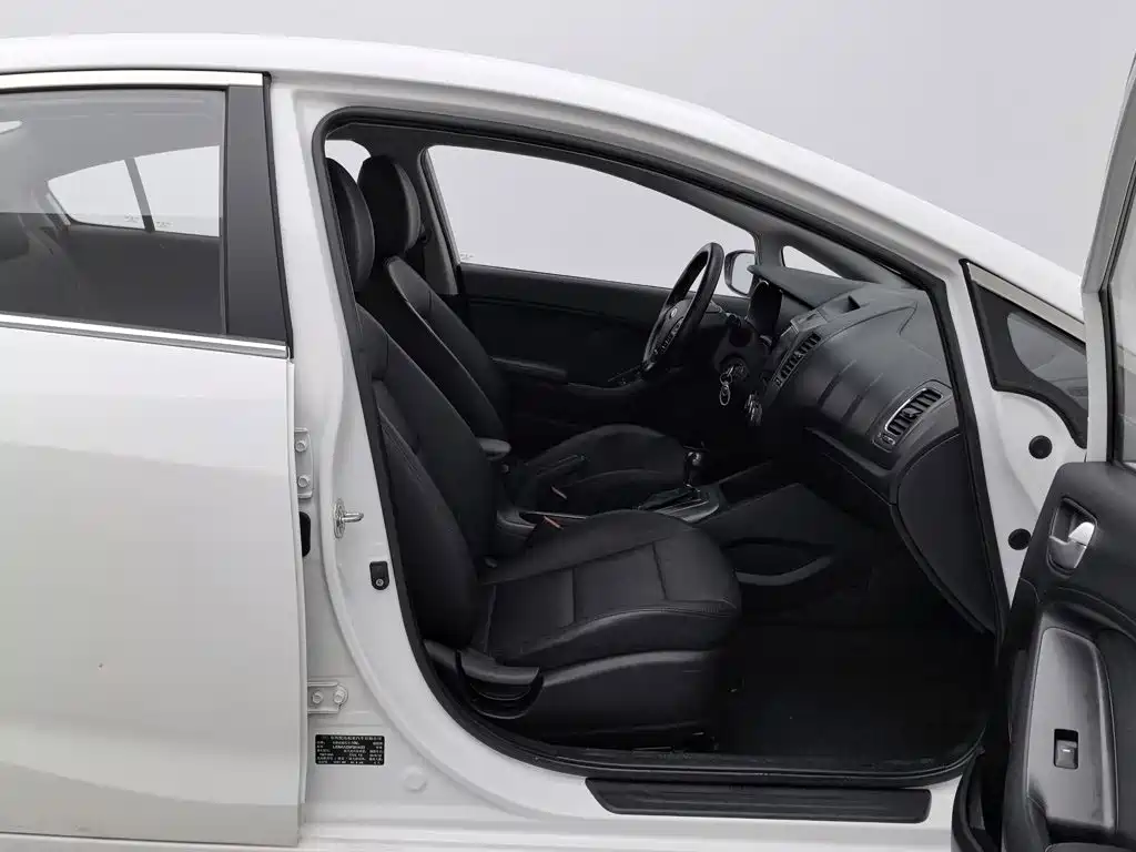 Kia K3 — миниатюра 23