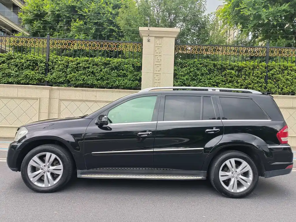 Mercedes-Benz GL 2011 GL 450 Luxury Grand Edition
