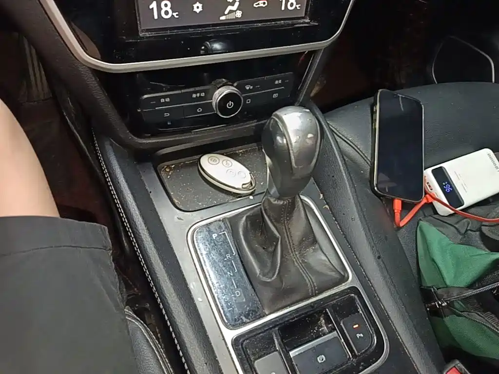 BYD MAX — миниатюра 14