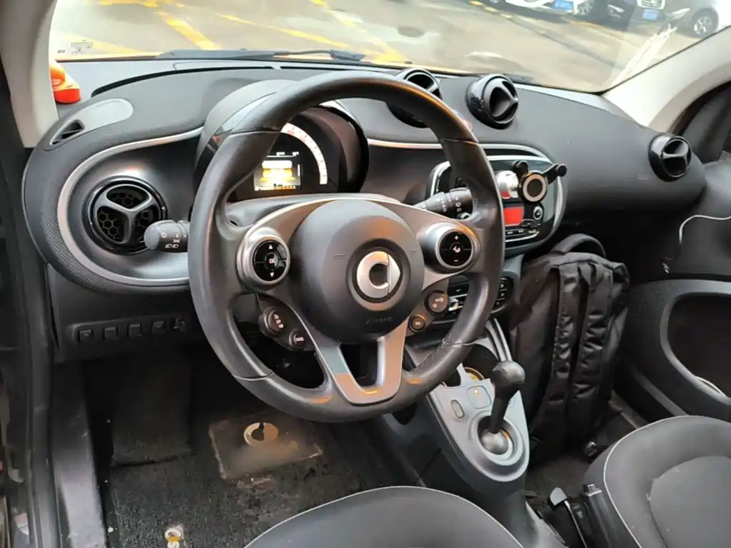 smart Smart Fortwo — миниатюра 10