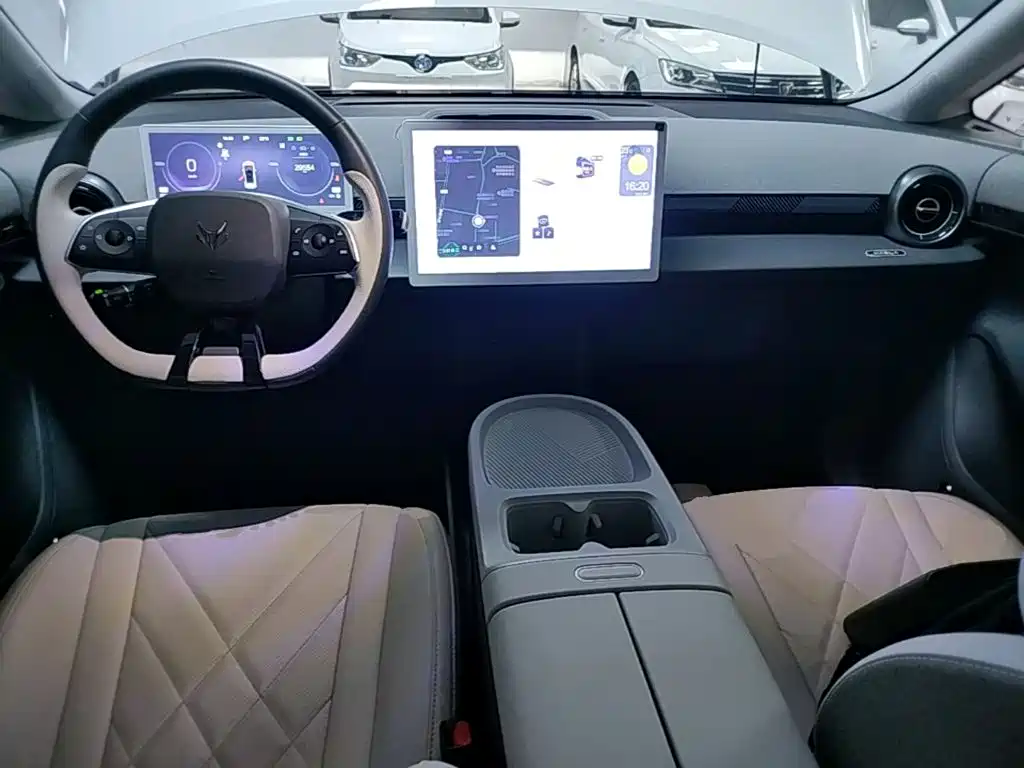 ARCFOX S — миниатюра 10