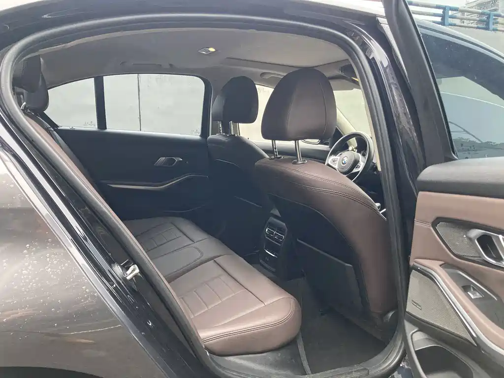 BMW 3 Series — миниатюра 9