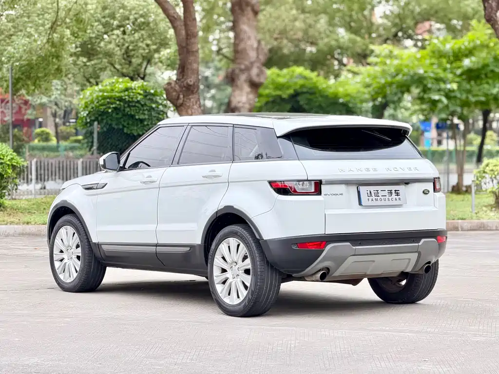 Land Rover Range Rover Evoque 2016 2.0T SE