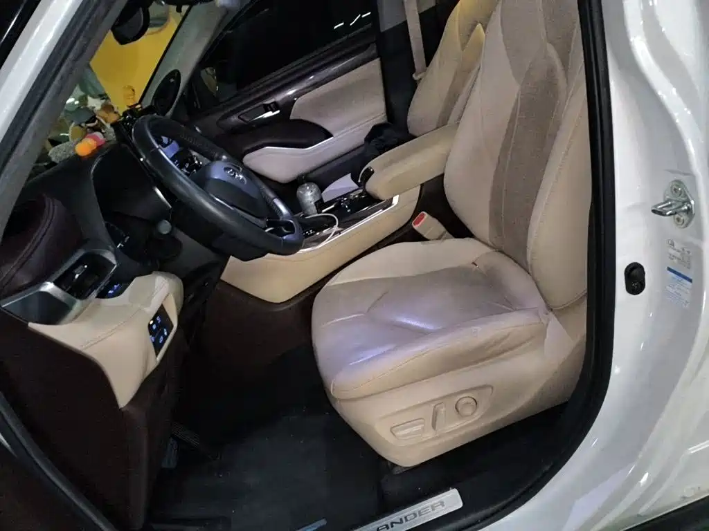 Toyota Highlander — миниатюра 8