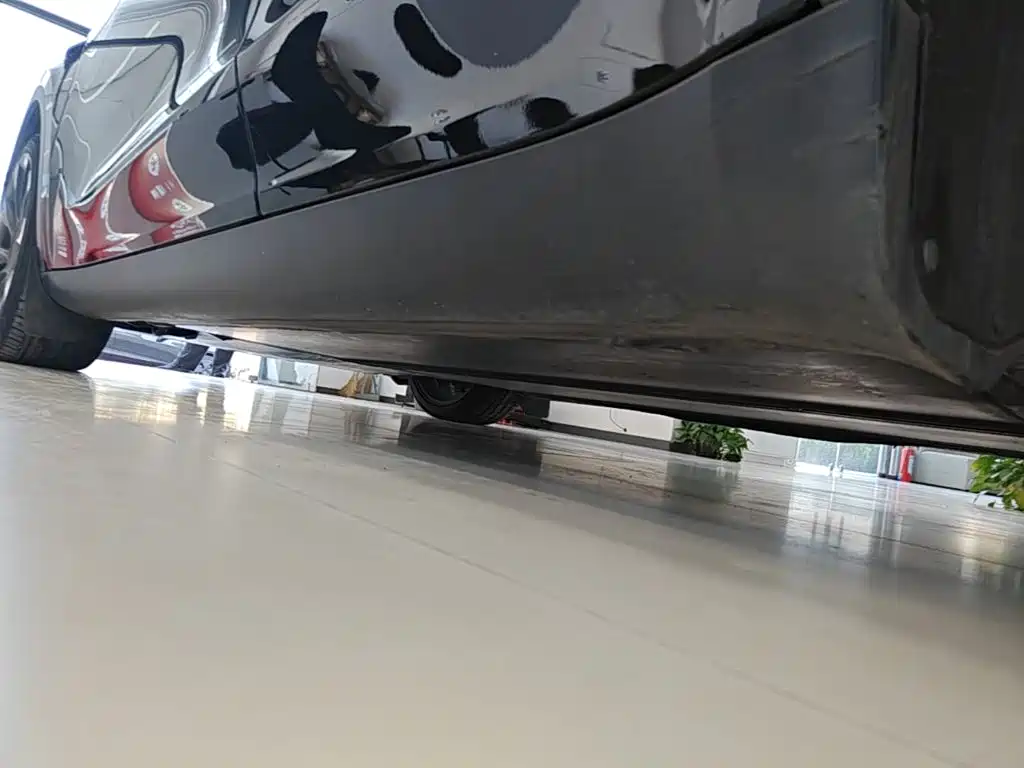 Tesla Model Y — миниатюра 22