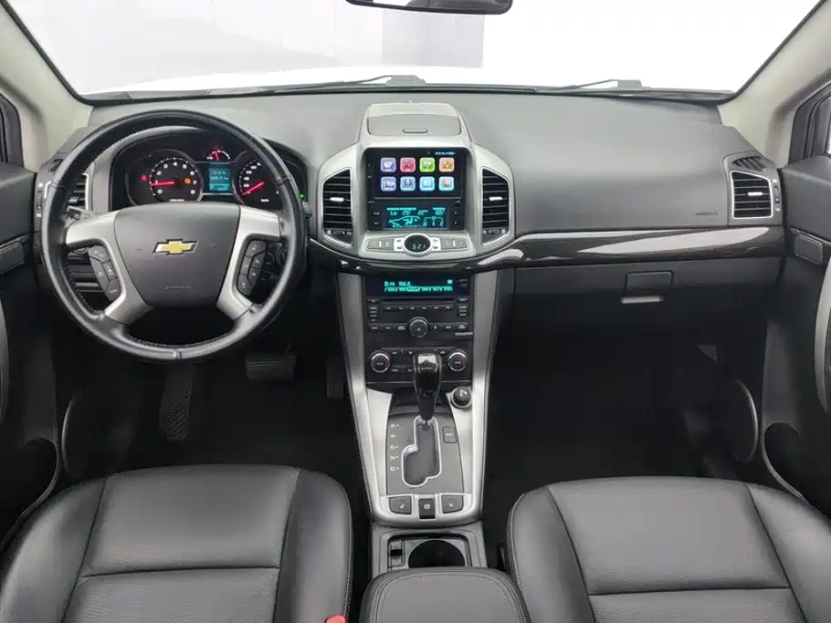Chevrolet Captiva — миниатюра 12