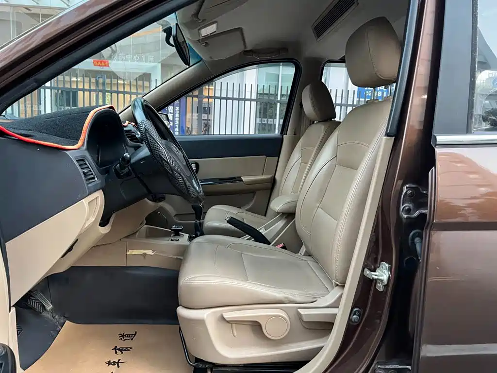 Wuling Hongguang — миниатюра 3