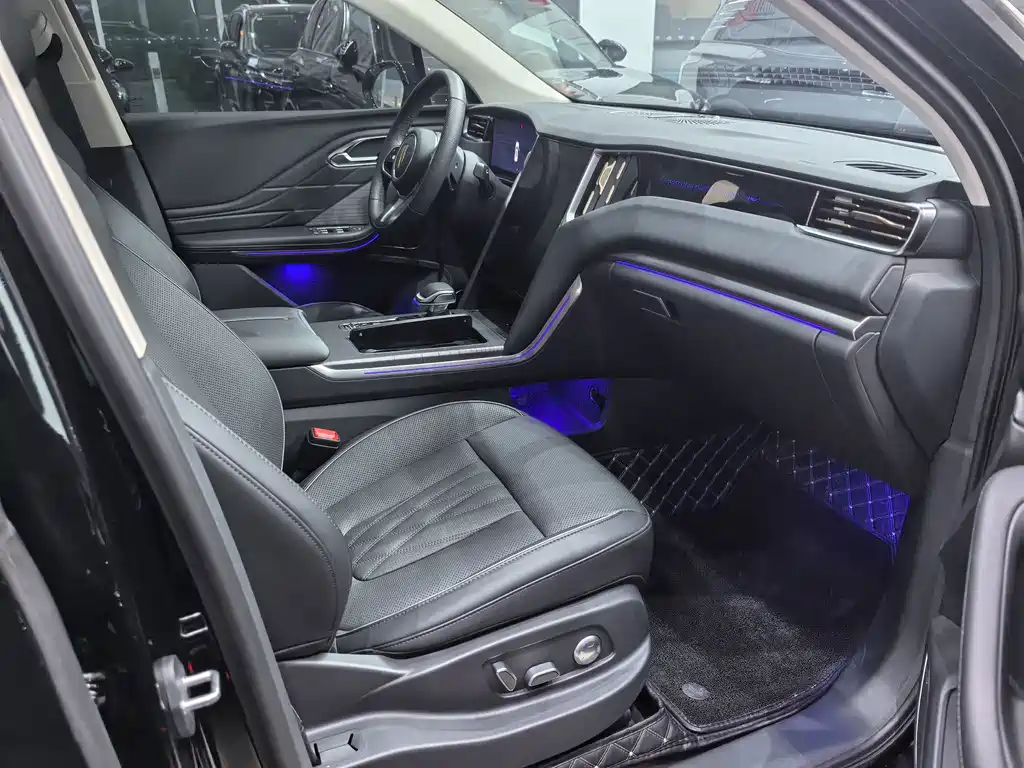 Hongqi Hongqi HS7 PHEV — миниатюра 9