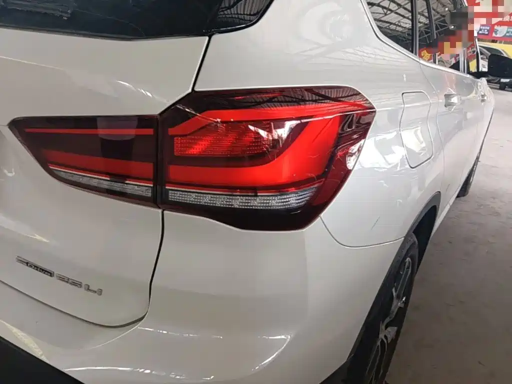 BMW X1 — миниатюра 8