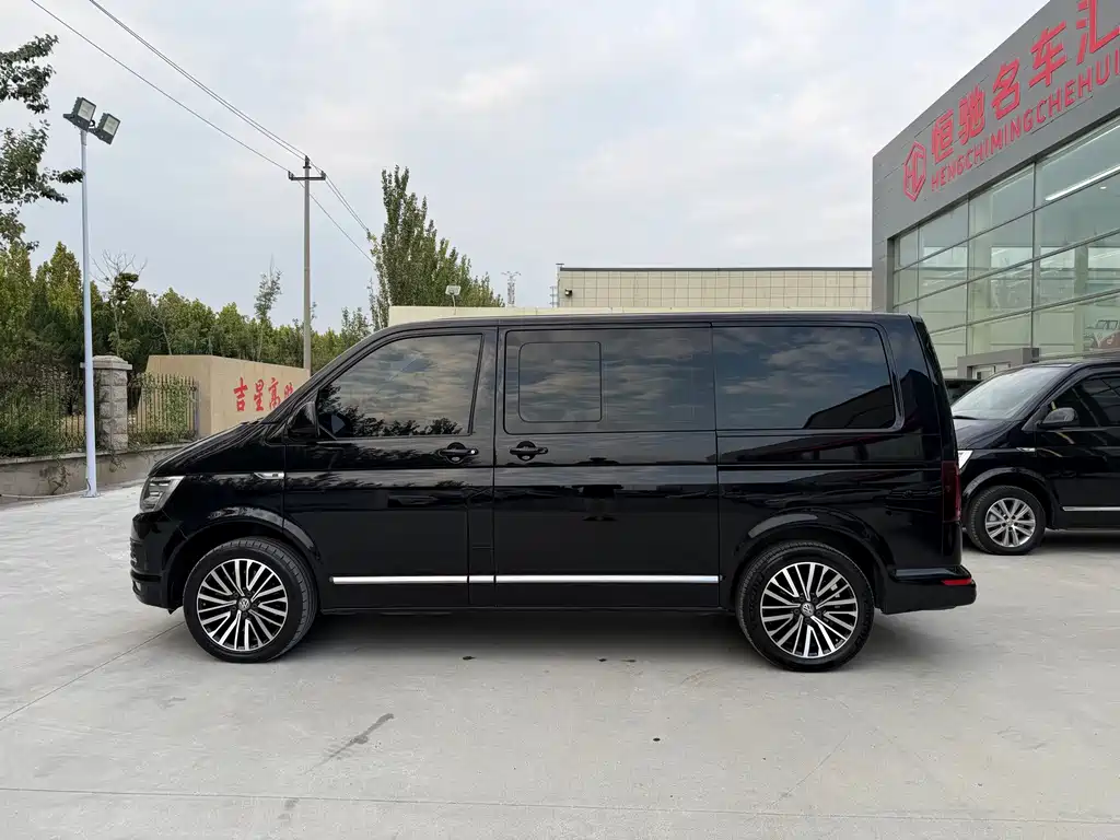 Volkswagen Multivan — миниатюра 4