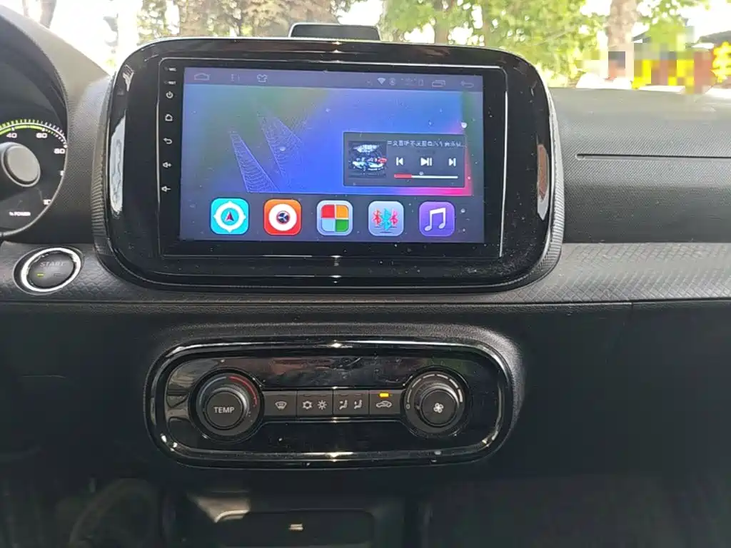 Roewe Clever — миниатюра 13