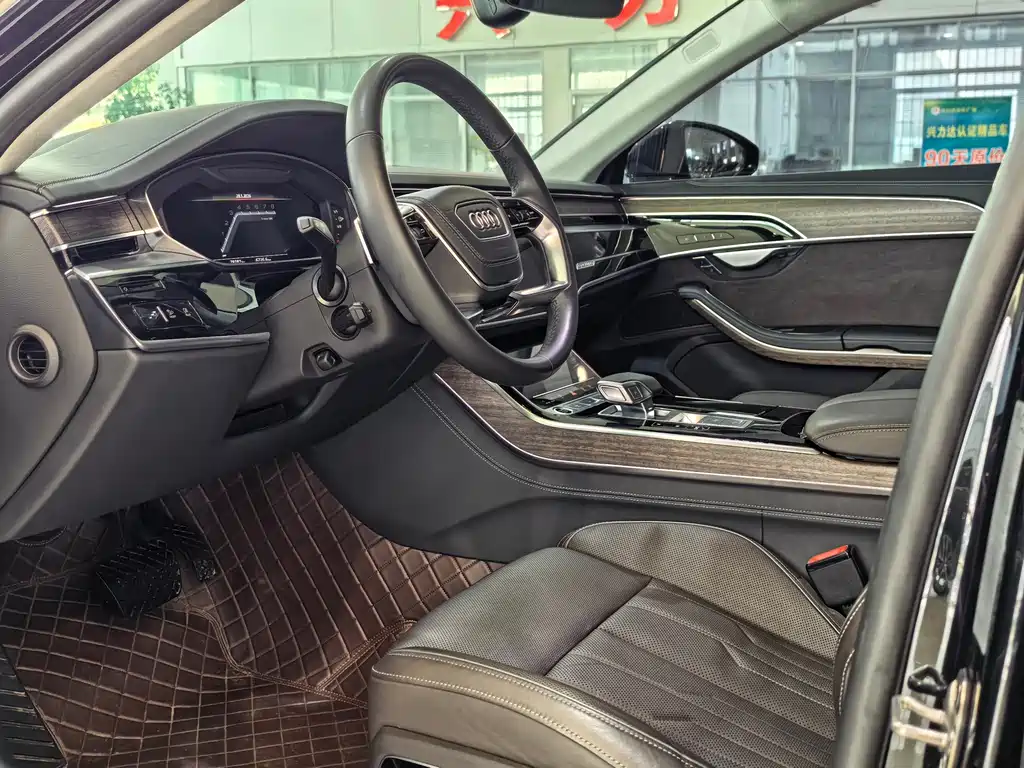 Audi A8 2023 A8L 55 TFSI quattro Flagship