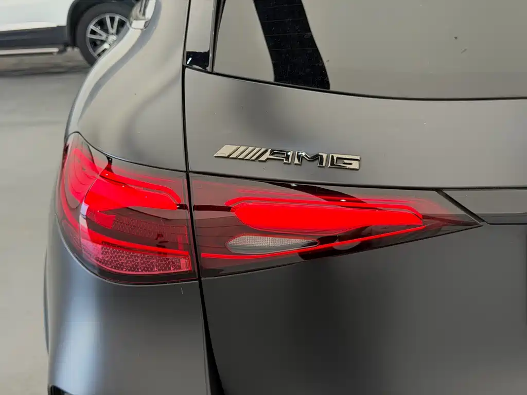 Mercedes-Benz GLC AMG — миниатюра 11