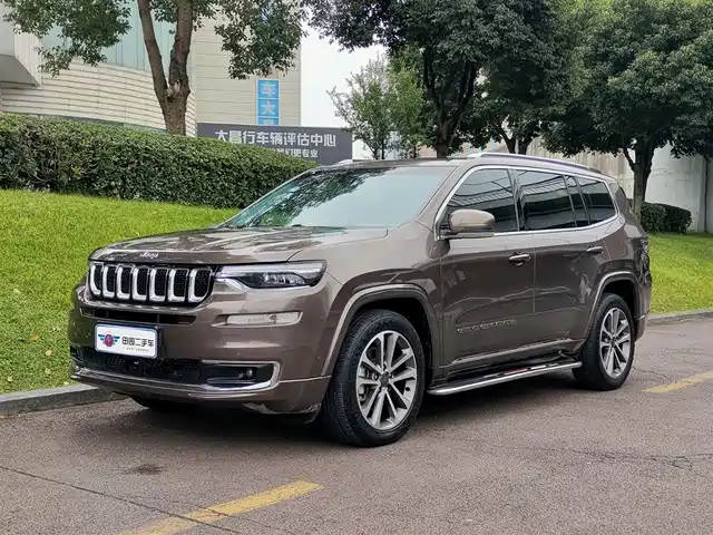 JEEP GRAND COMMANDER 2018