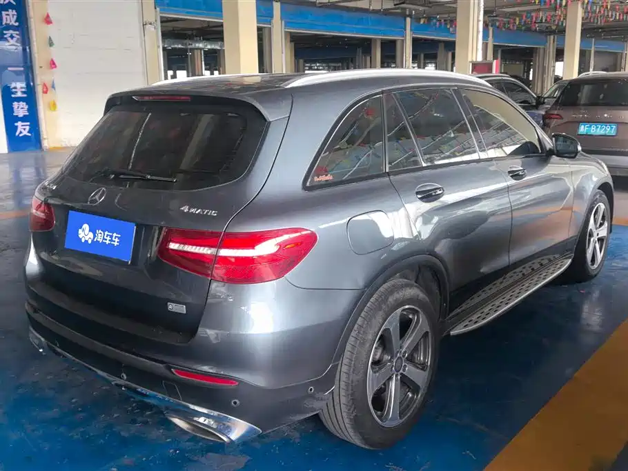 Mercedes-Benz GLC 2016 GLC 260 4MATIC Luxury