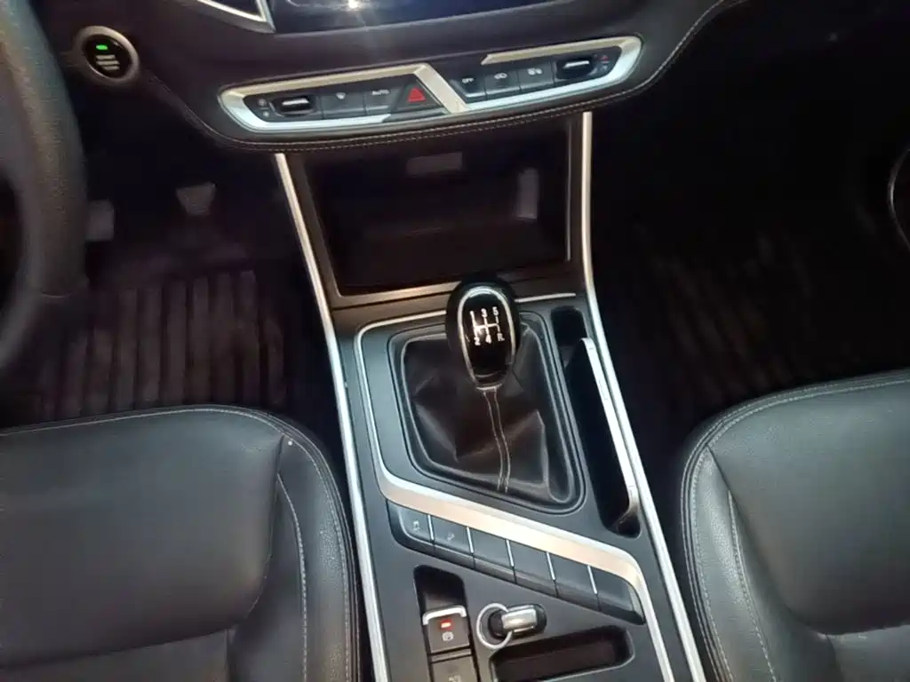 Geely Vision X6 — миниатюра 14