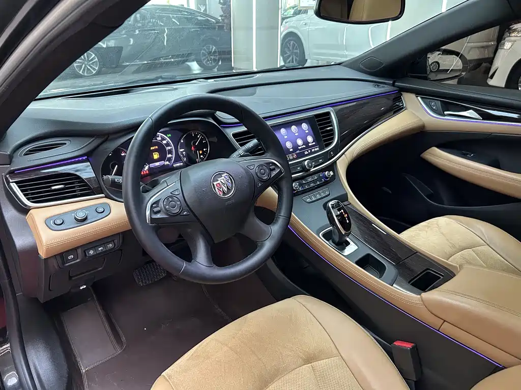 Buick LaCrosse — миниатюра 11
