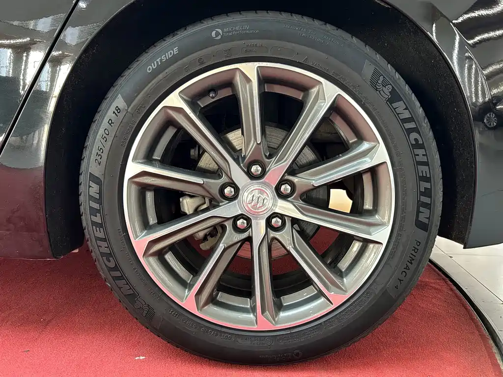 Buick LaCrosse — миниатюра 37