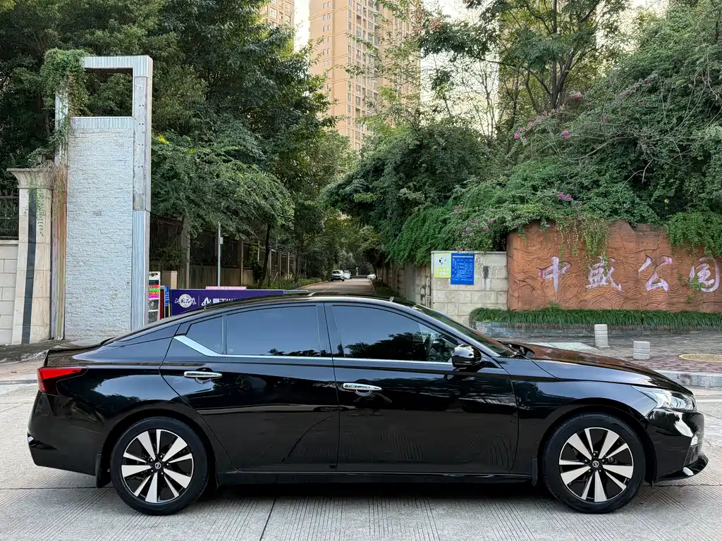 Nissan Teana — миниатюра 15
