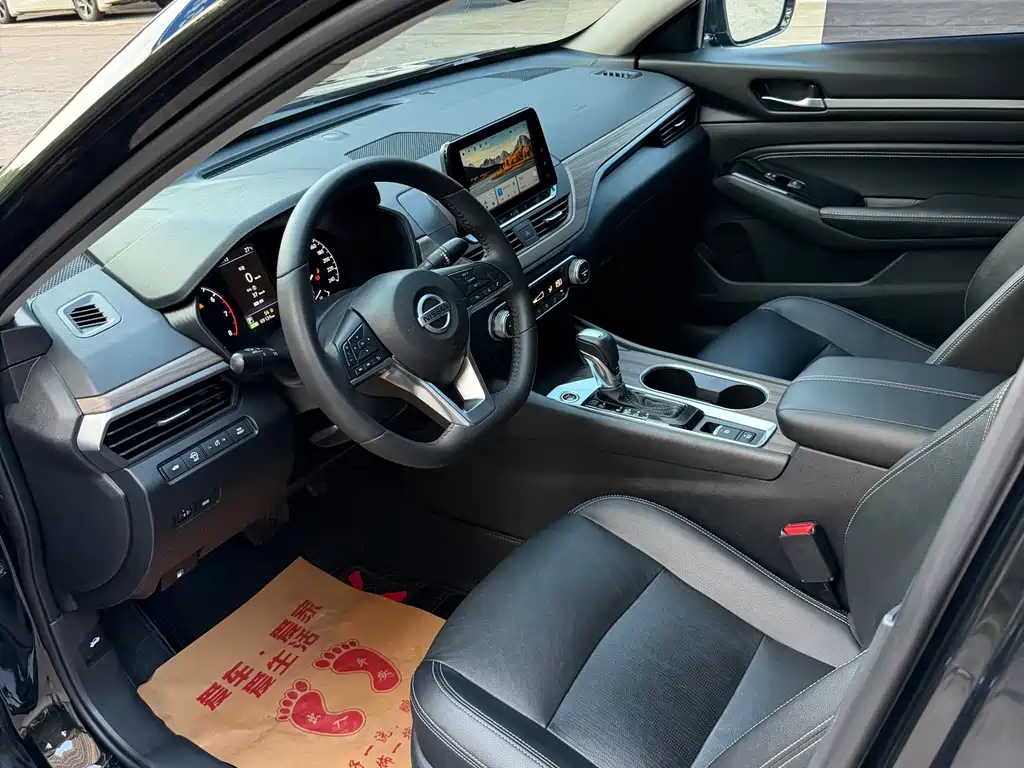 Nissan Teana — миниатюра 6