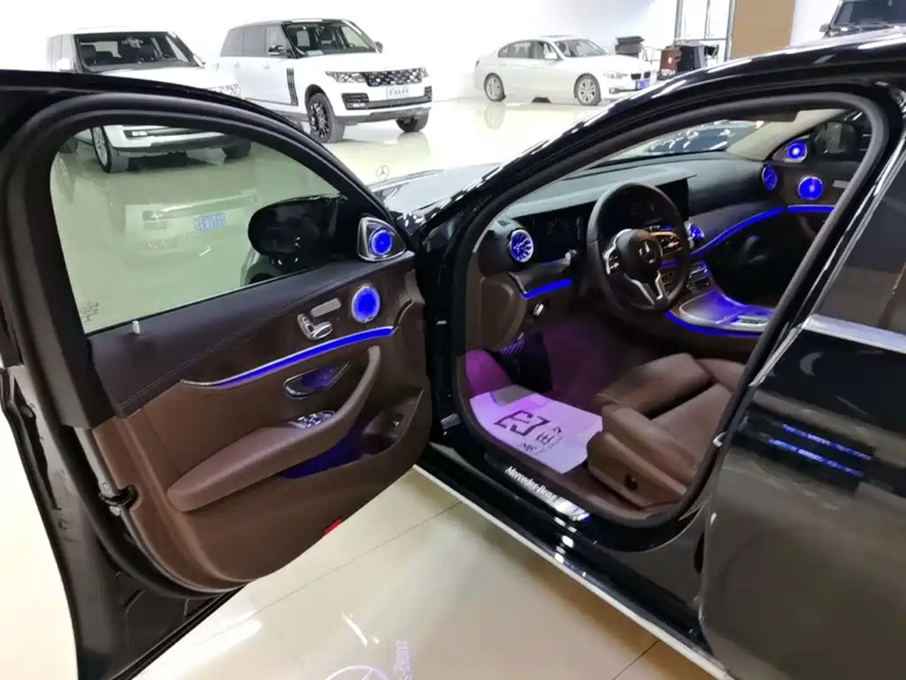 Mercedes-Benz E-Class — миниатюра 16