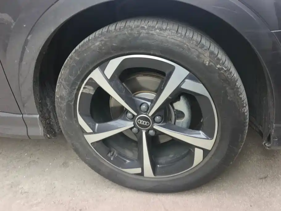 Audi Q3 — миниатюра 6