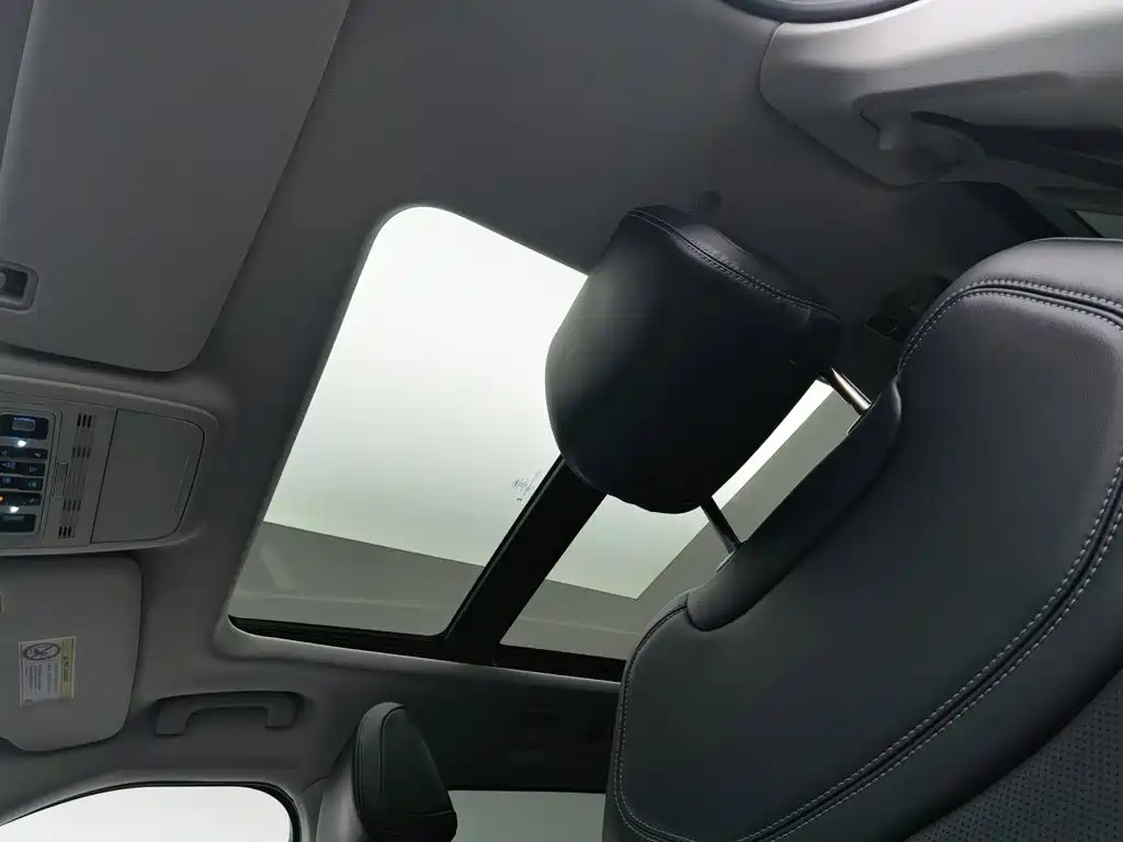 Ford Explorer — миниатюра 14