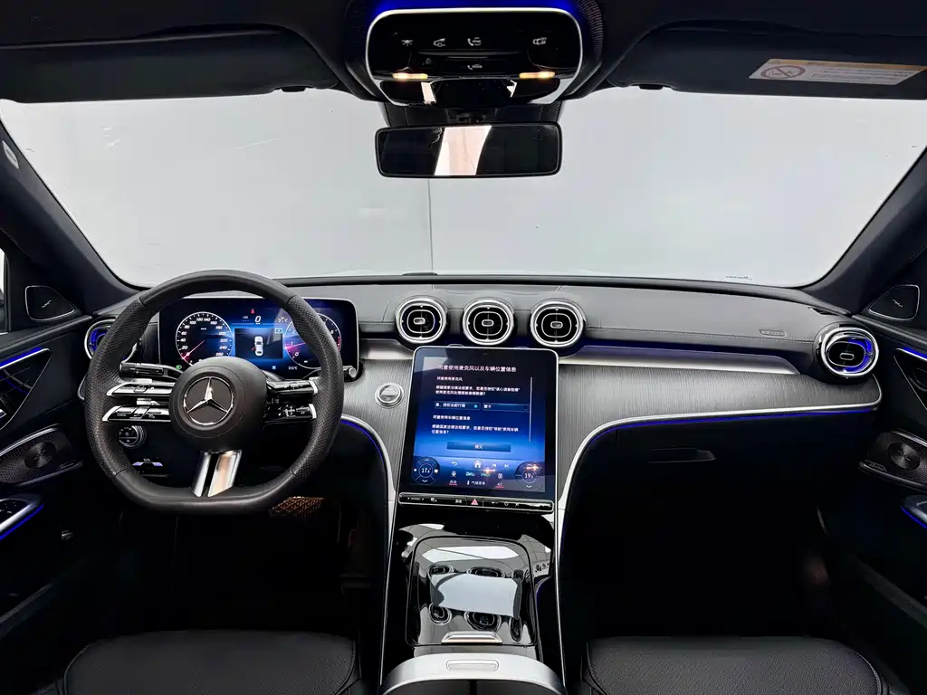 Mercedes-Benz C-Class — миниатюра 18