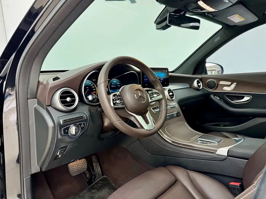 Mercedes-Benz GLC — миниатюра 6