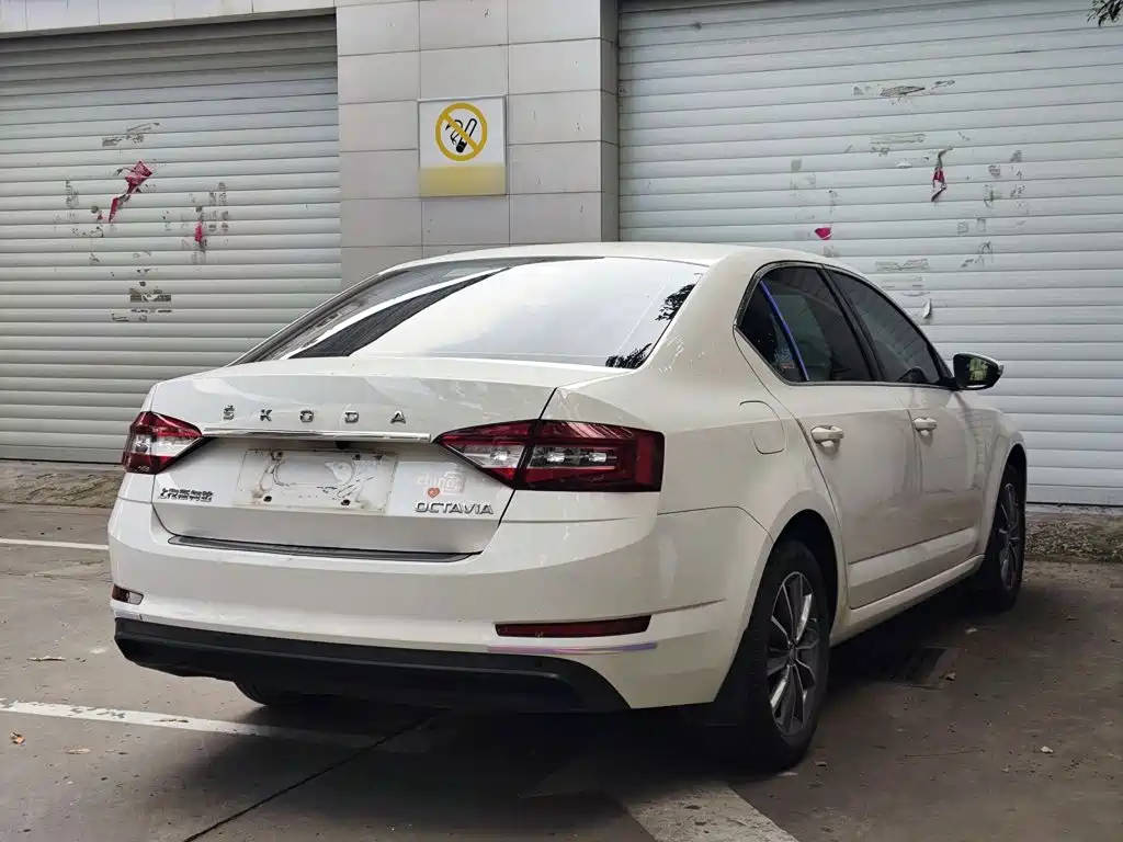 Skoda Octavia — миниатюра 7