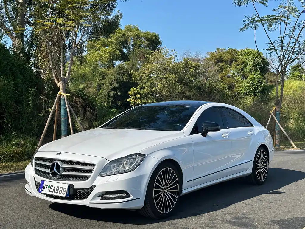 Mercedes-Benz CLS