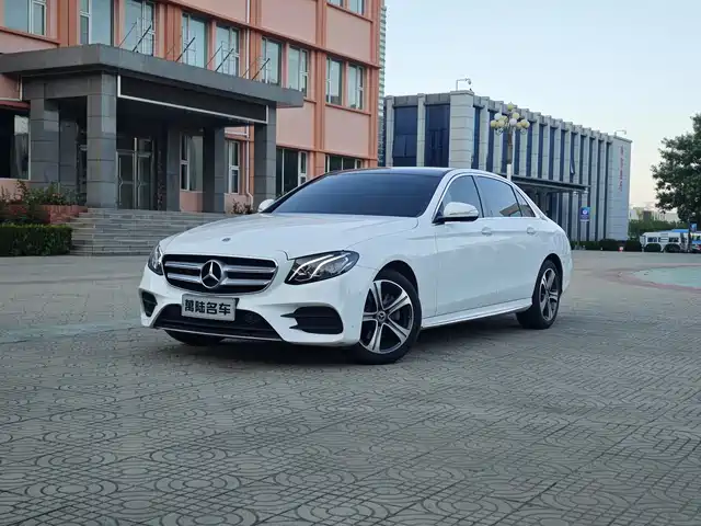 MERCEDES-BENZ E CLASS