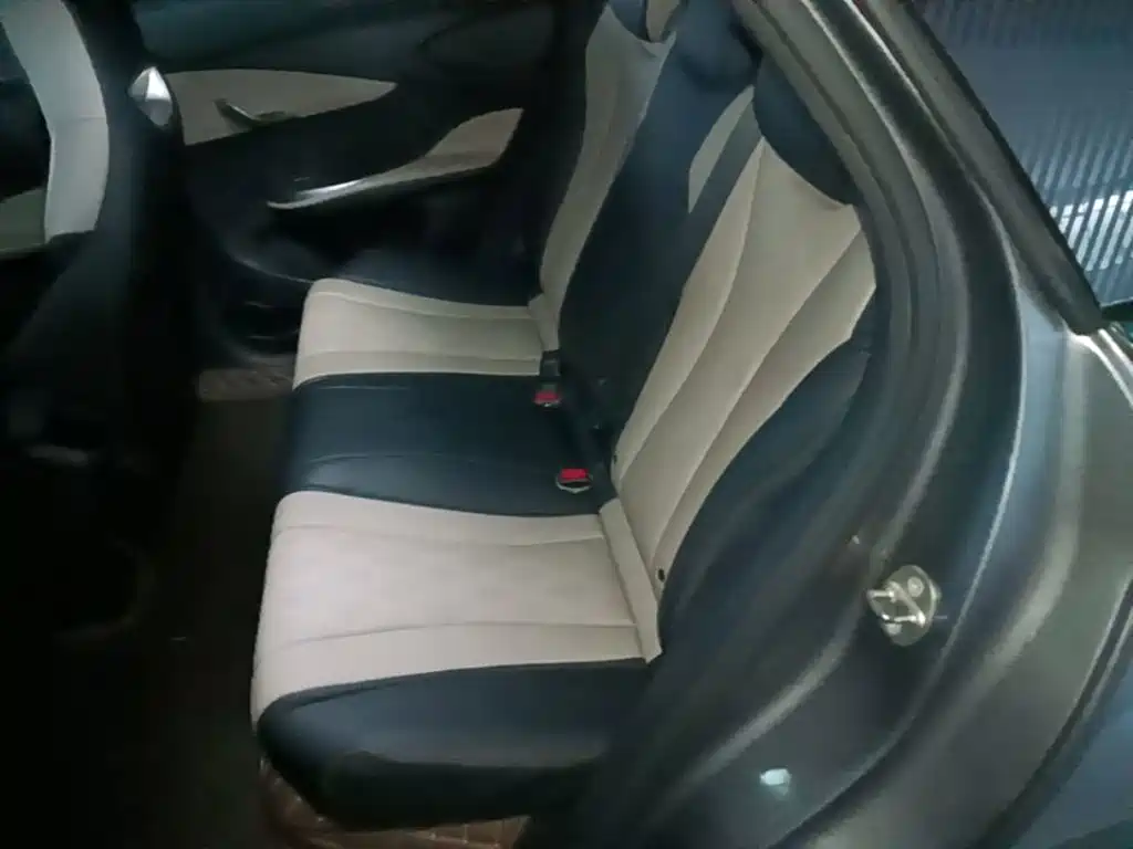 BYD Dolphin — миниатюра 17