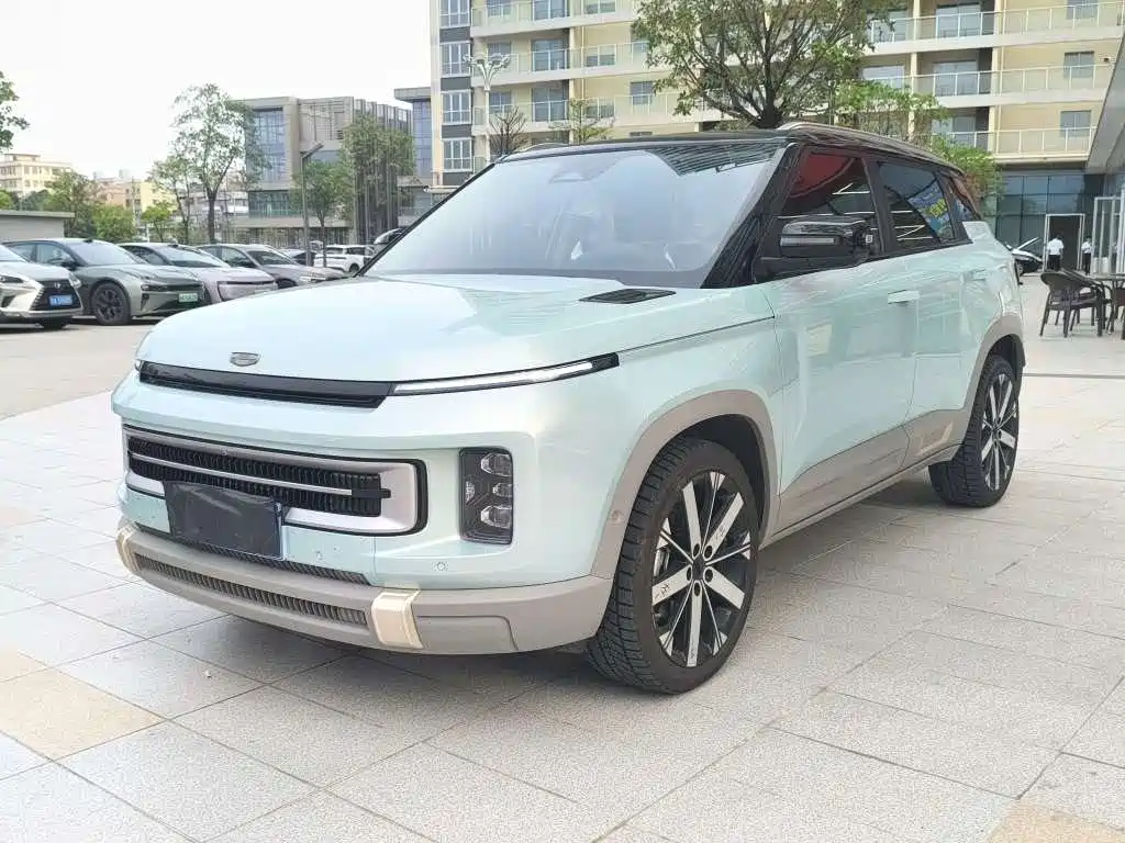 Geely Icon 2023