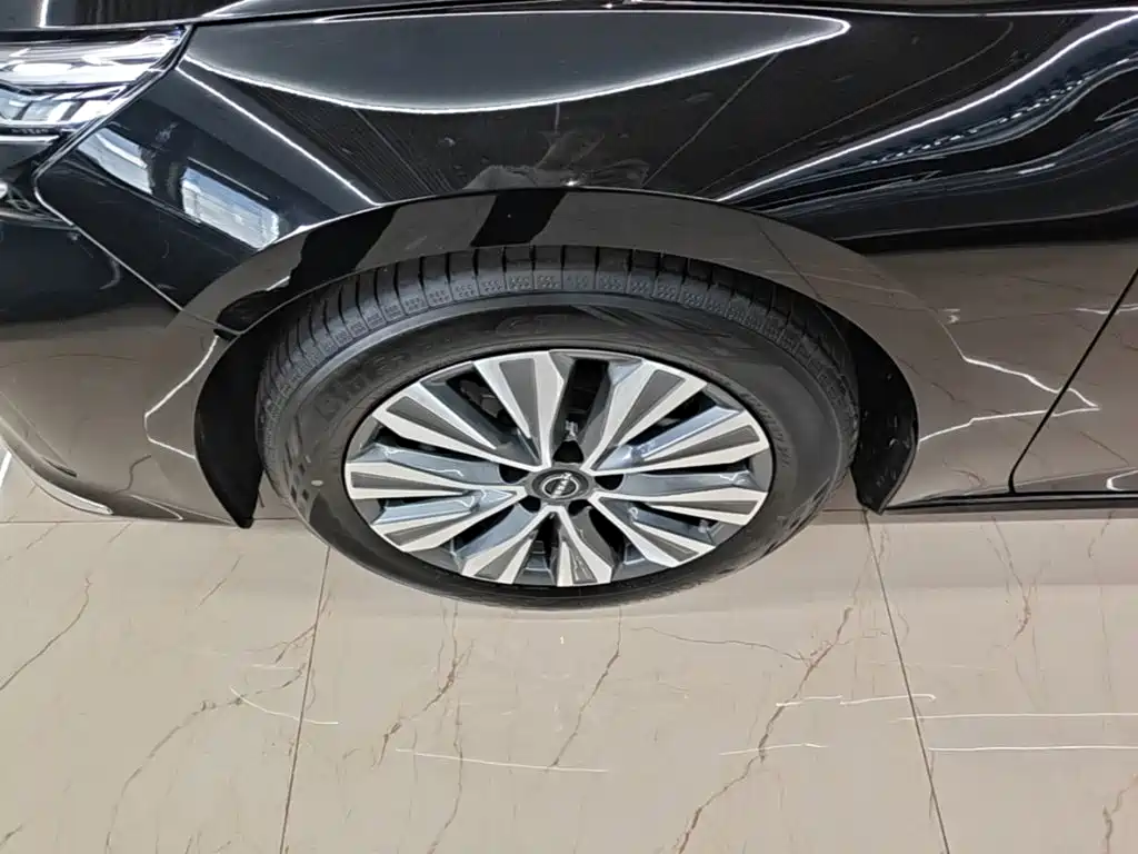 Nissan Teana — миниатюра 22
