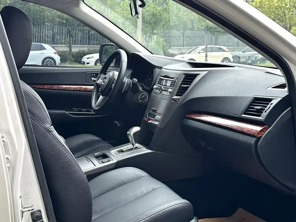 Subaru Outback — миниатюра 17