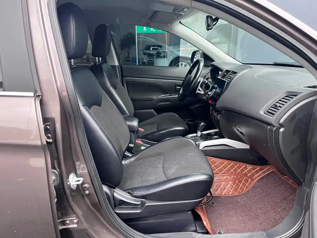 Peugeot 4008 (Import) — миниатюра 8