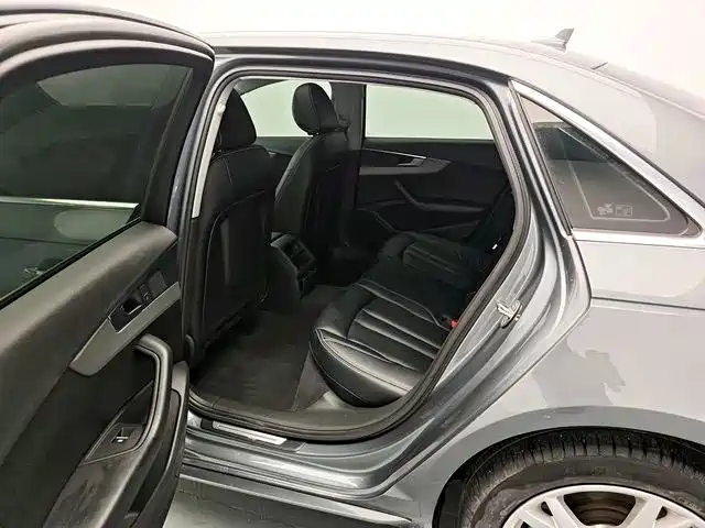 Audi A4L — миниатюра 13