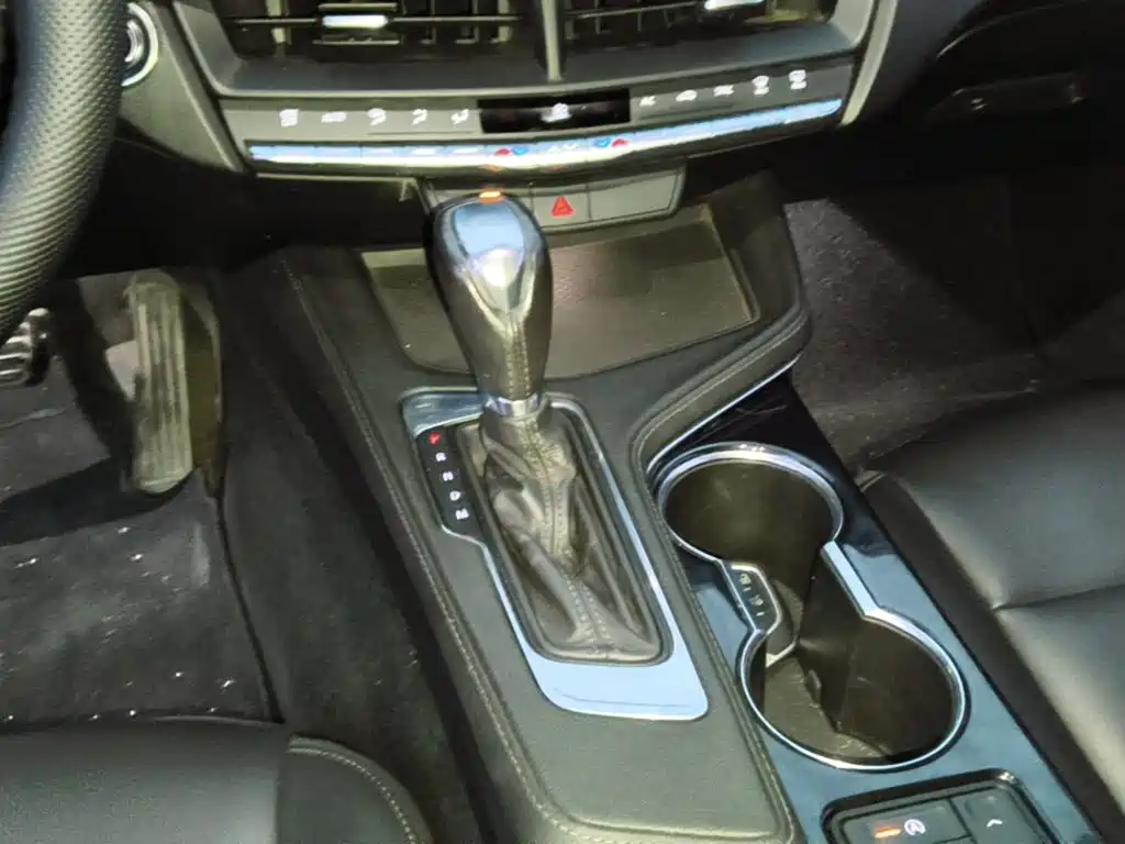 Cadillac CT4 — миниатюра 14